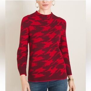 NWT Chicos zip back mock neck houndstooth pullover sweater. camo animal print